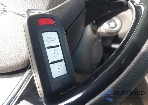 2026 Mitsubishi Eclipse Cross Black Edition S-Awc/Se S-Awc/Sel S-Awc z USA, uszkodzony, nr VIN JA4ATWAA0TZ004016